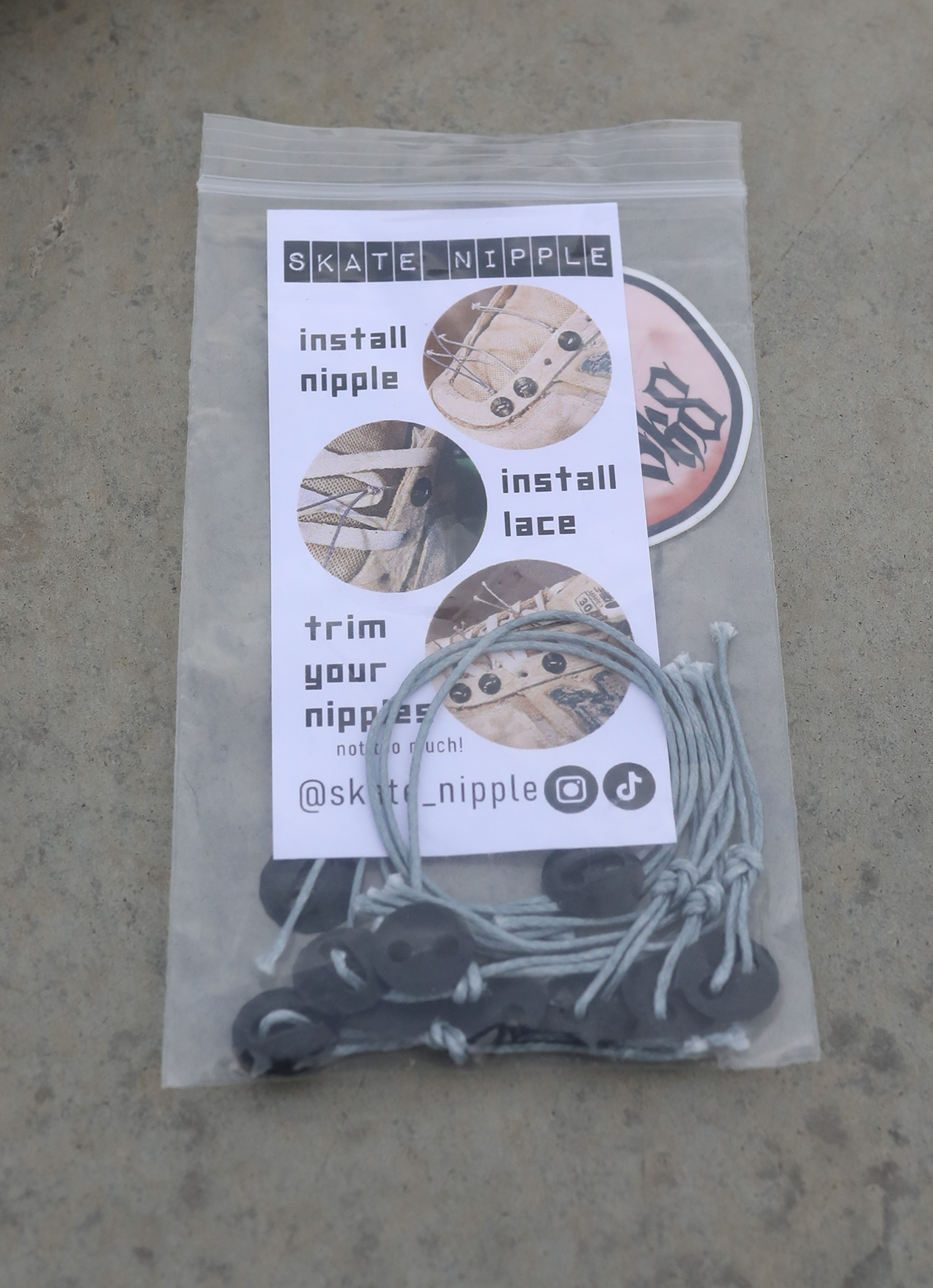 10pk SKATE NIPPLE (black)